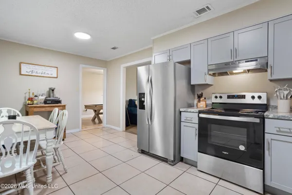 $170,000 | 5079 Maid Marion Drive, Pascagoula, MS 39581