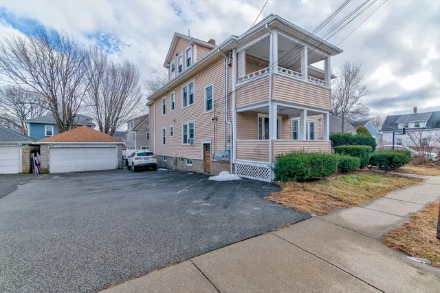 $2,300 | 165 Davis Street, Unit 3, Quincy, MA 02170