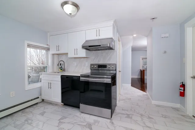 $2,300 | 165 Davis Street, Unit 3, Quincy, MA 02170