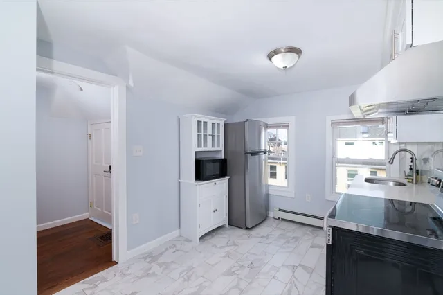 $2,300 | 165 Davis Street, Unit 3, Quincy, MA 02170