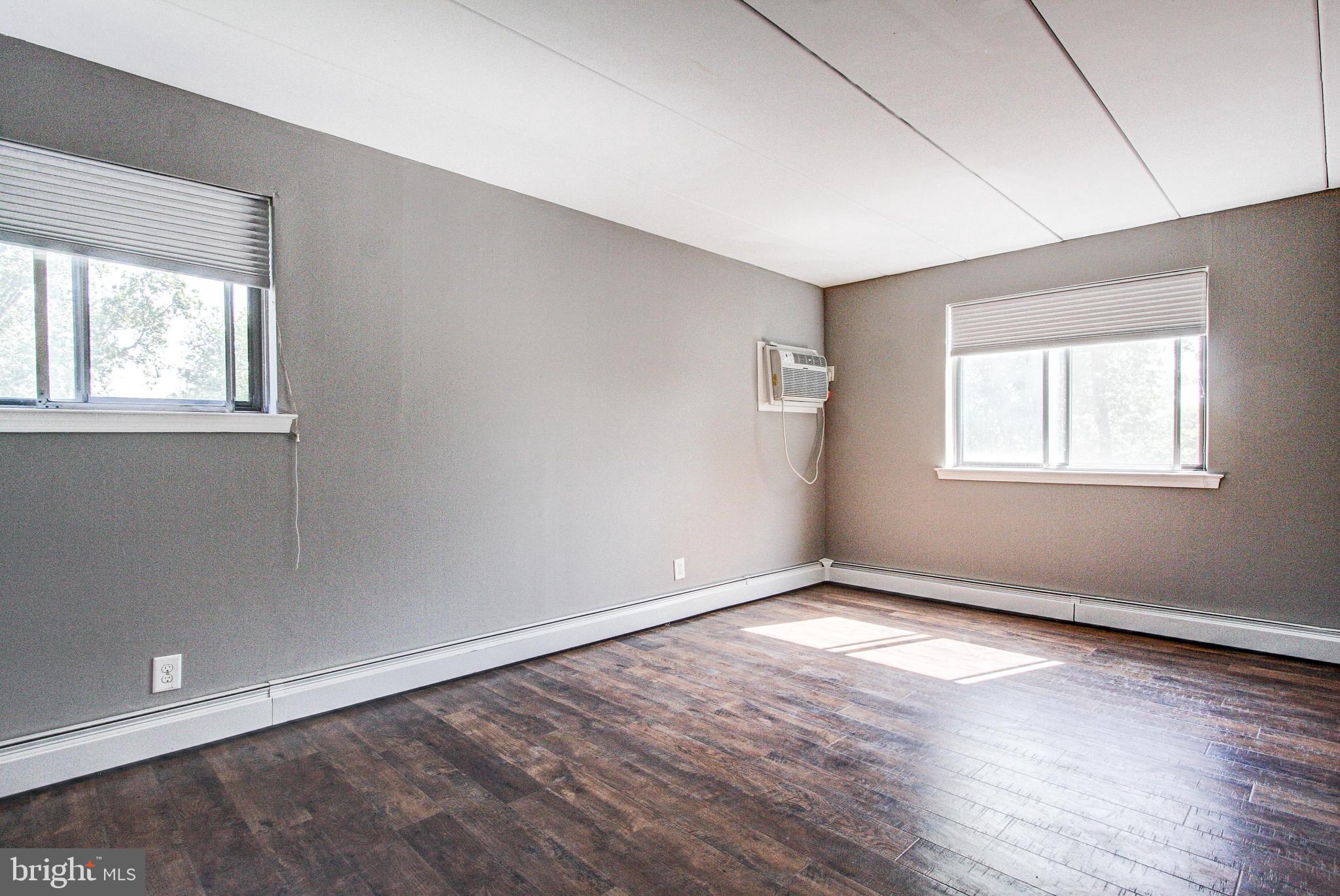 1575 West Street Road, Unit 832 Warminster, PA 18974 - Photo 12 of 18 Master bedroom