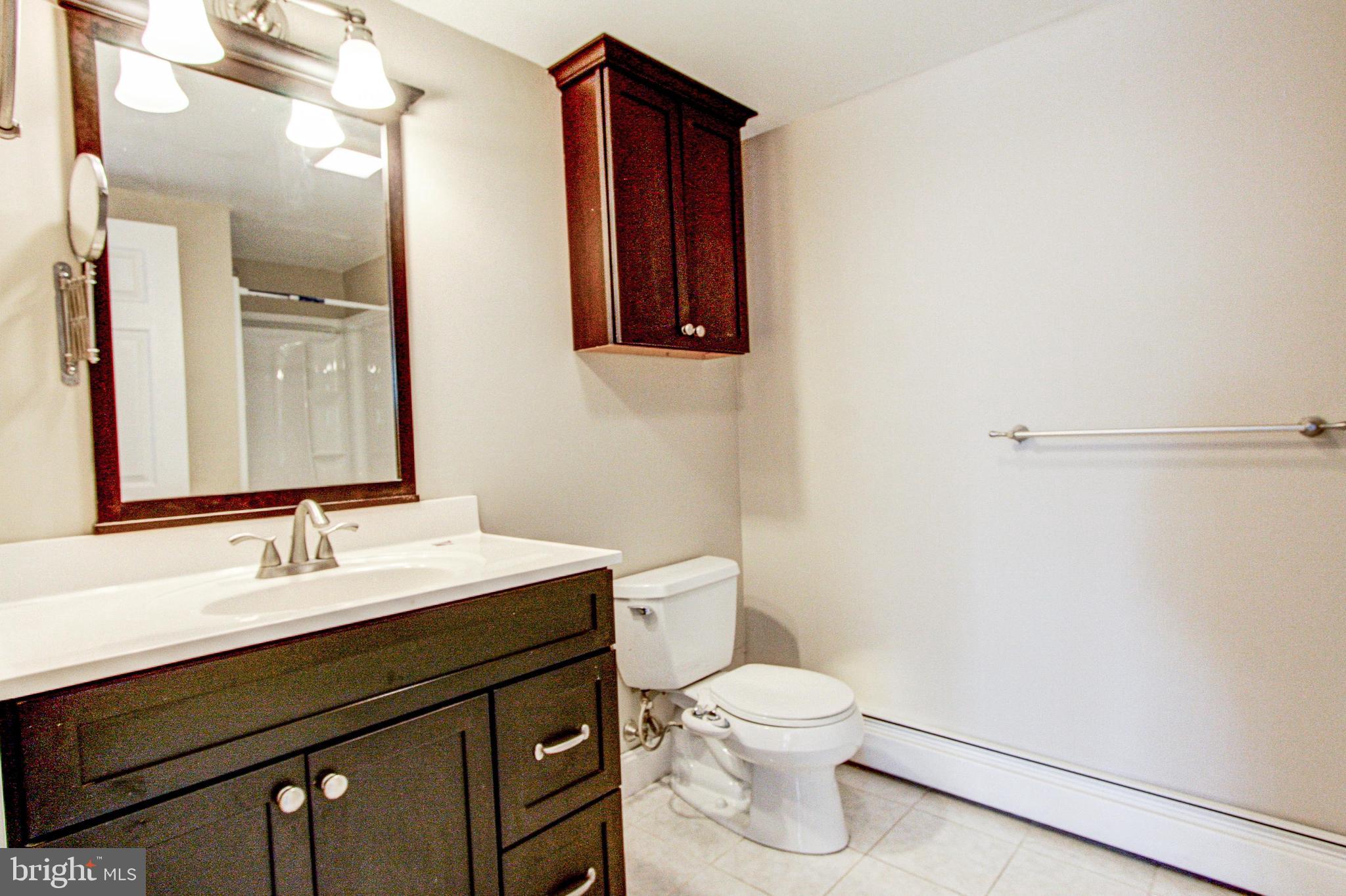 1575 West Street Road, Unit 832 Warminster, PA 18974 - Photo 15 of 18 Master bath