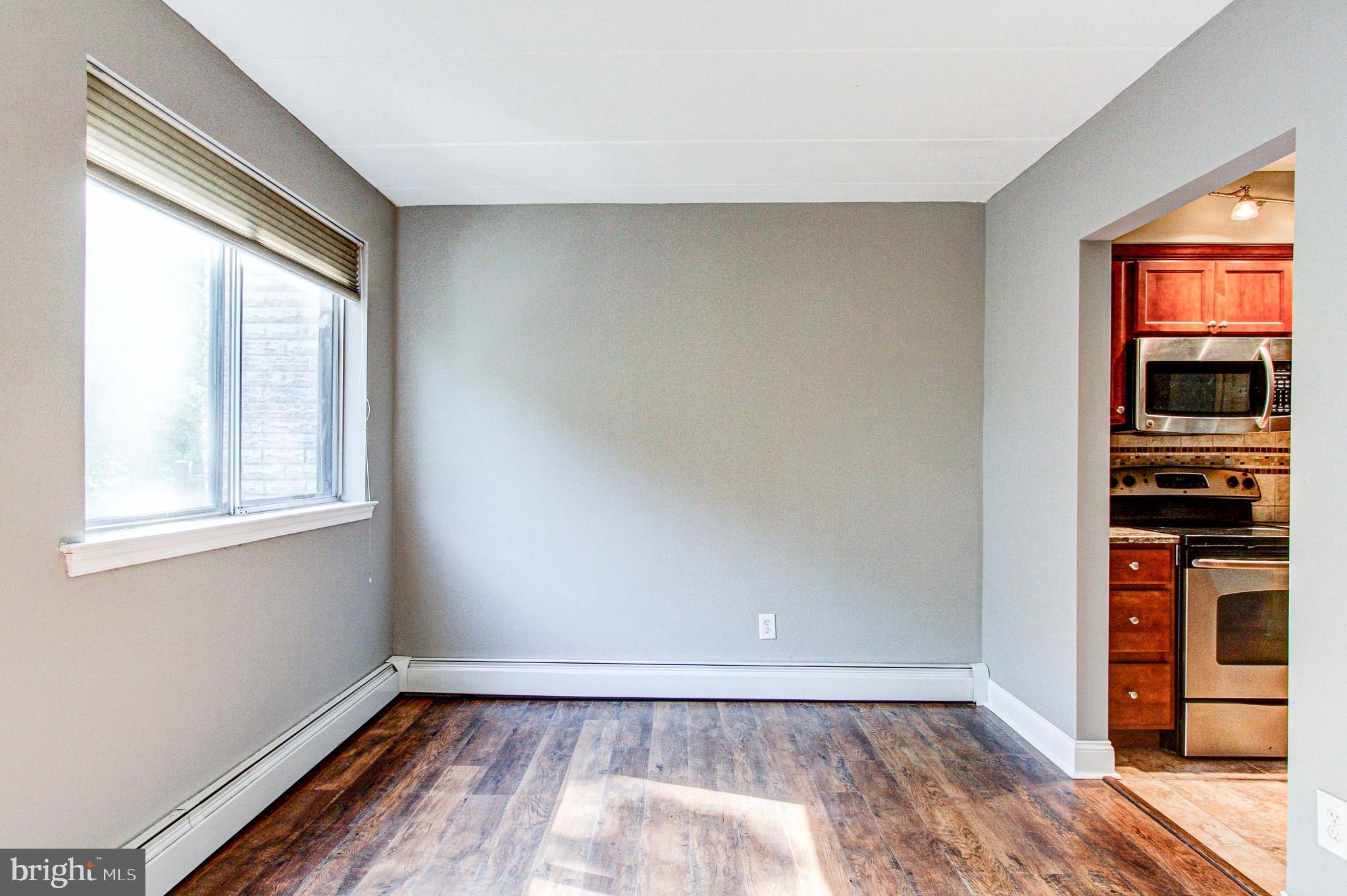 1575 West Street Road, Unit 832 Warminster, PA 18974 - Photo 4 of 18 Dining room