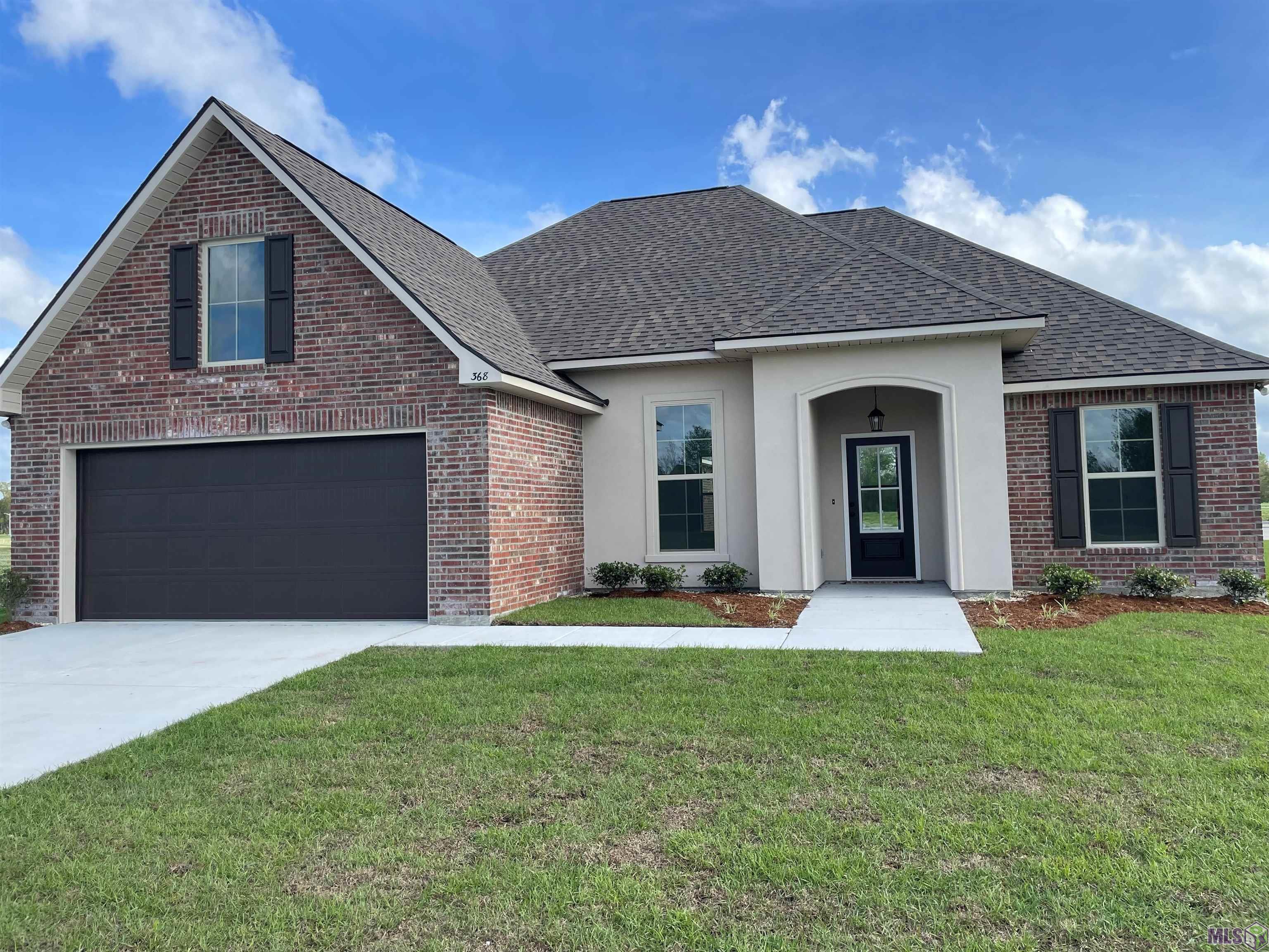368 Rue Evangeline Houma, LA 70364 - Photo 1 of 7