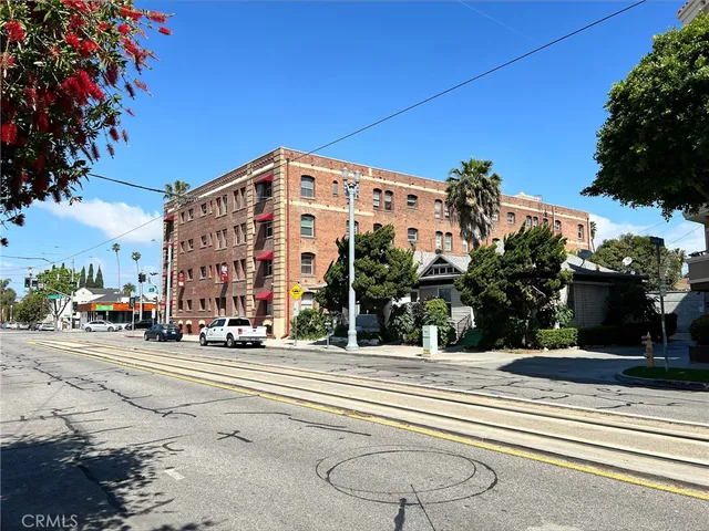 $220,000 | 800 Pacific Avenue, Unit 309, Long Beach, CA 90813