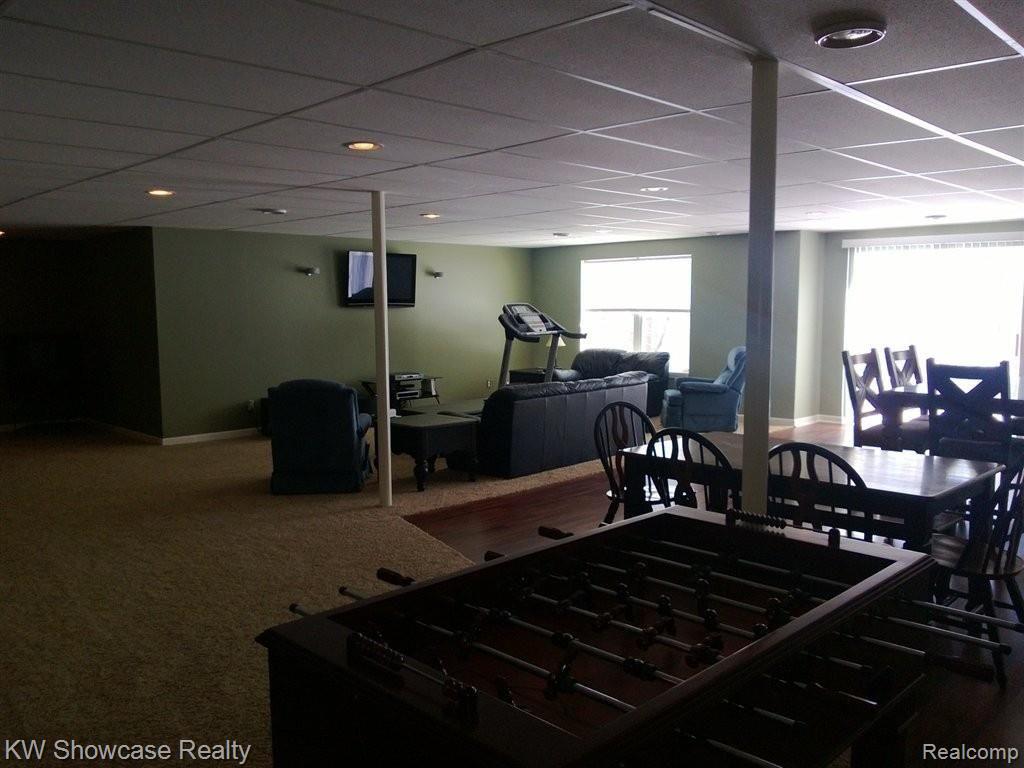 355 Rosell Road Holly, MI 48442 - Photo 21 of 24 WP_20130304_031.jpg