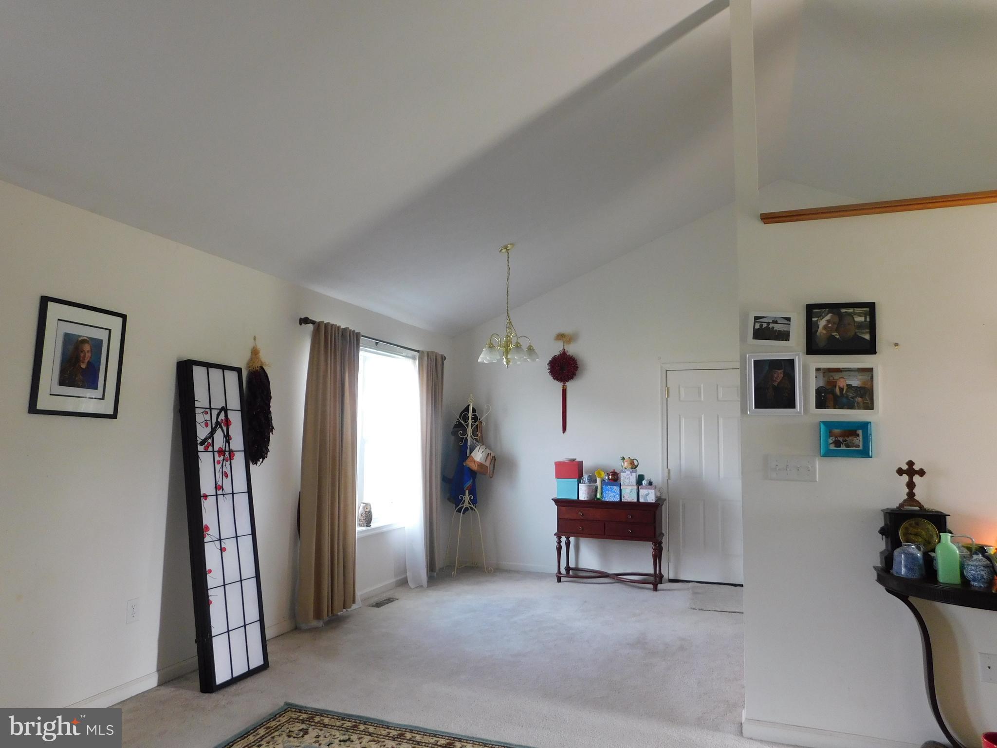 123 Beaumont Avenue Inwood, WV 25428 - Photo 7 of 14 Dining Area