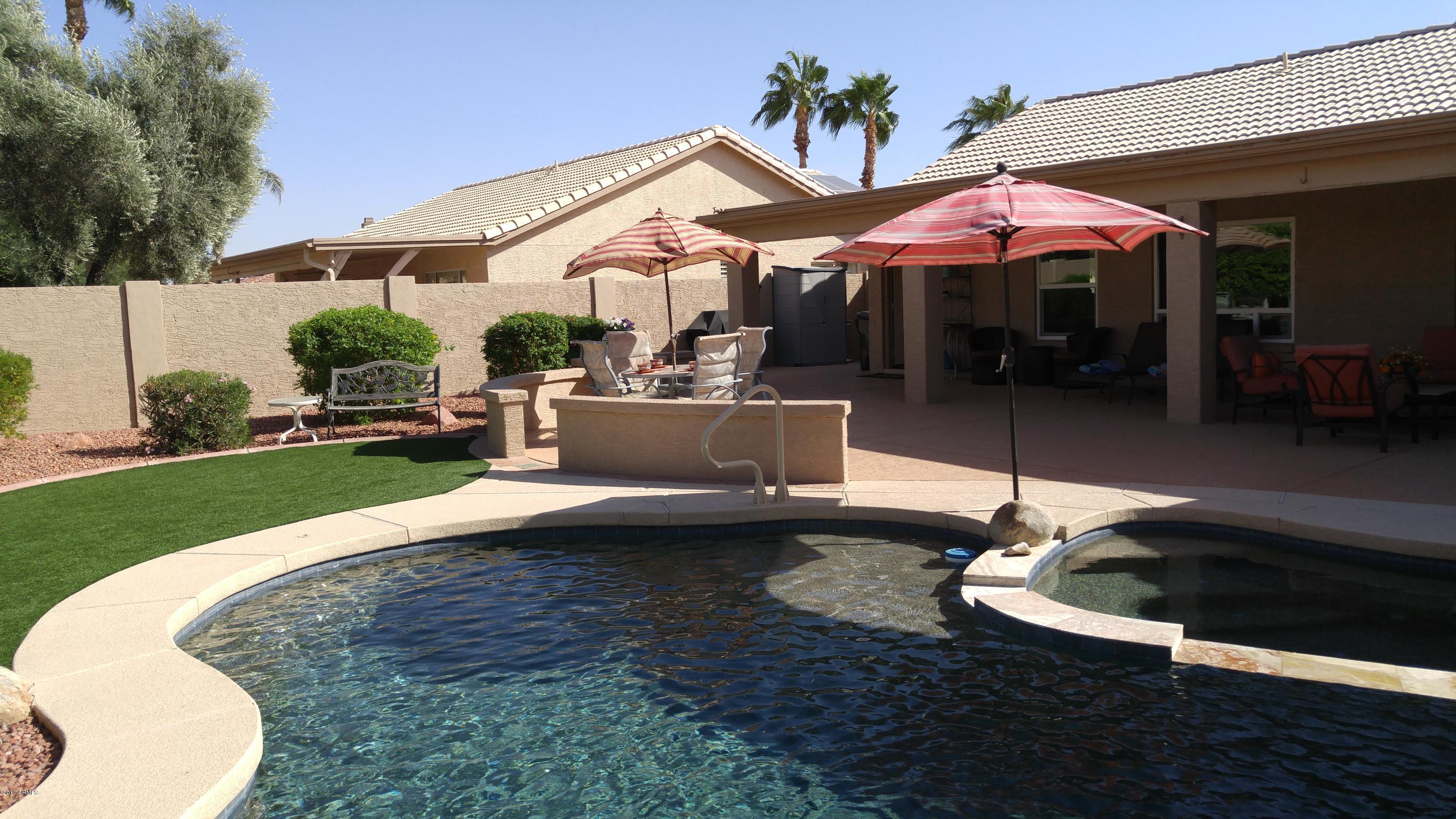 15374 Piccadilly Road Goodyear, AZ 85395 - Photo 20 of 24 Bj Grassy area