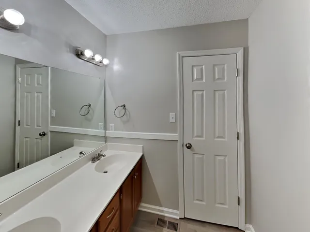 $1,999 | 437 Bradford Circle, Columbia, TN 38401