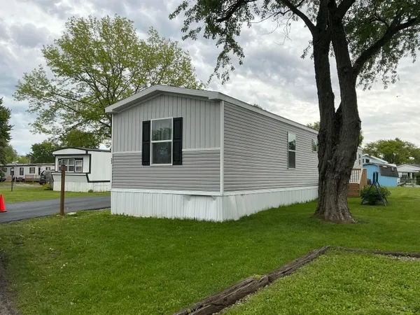 $94,900 | 8565 Smith-Calhoun Road, Unit 22, Plain City, OH 43064