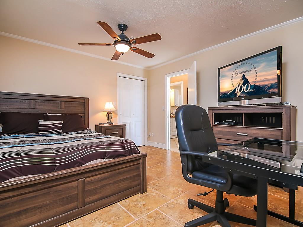1430 Southwest Dyer Point Road Palm City, FL 34990 - Photo 14 of 32 Gallery Image 14