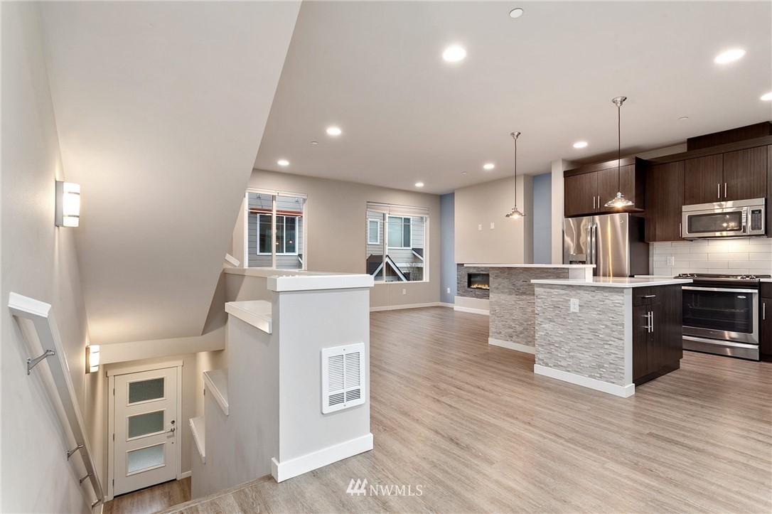 4314 Northeast 3rd Street, Unit LOT30 Renton, WA 98059 - Photo 2 of 25