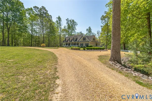 $776,000 | 51 Grand Villa Drive, Weems, VA 22576