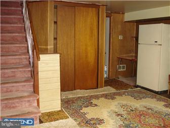 605 Avon Street Philadelphia, PA 19116 - Photo 7 of 9 Basement - Finished