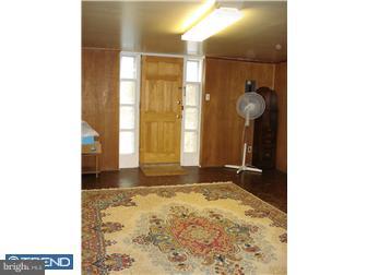 605 Avon Street Philadelphia, PA 19116 - Photo 8 of 9 Basement - Finished