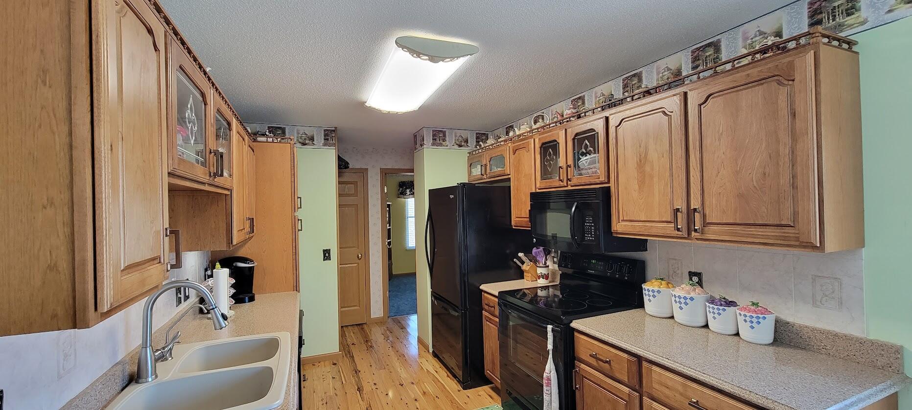 3168 Pillon Road Muskegon, MI 49445 - Photo 6 of 34 20230327_153101