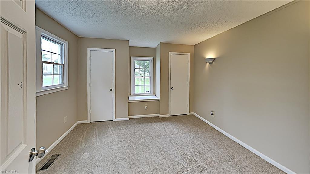 304 Druid Street High Point, NC 27265 - Photo 6 of 12 Gallery Image 6