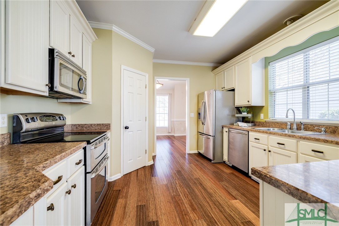 110 Brompton Road Savannah, GA 31410 - Photo 5 of 43