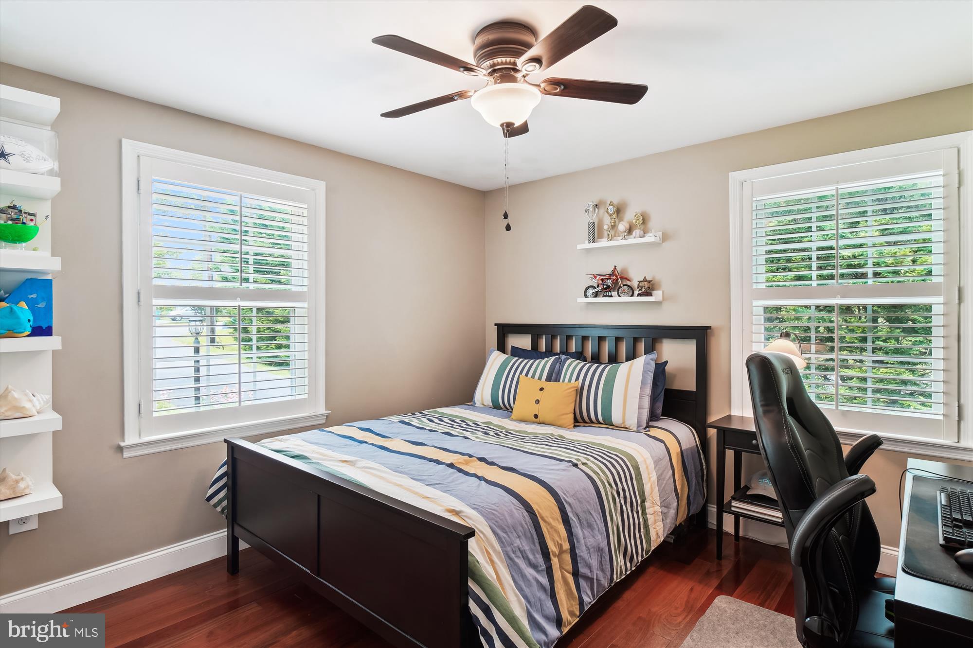 24611 Ridge Road Damascus, MD 20872 - Photo 26 of 52 Bedroom