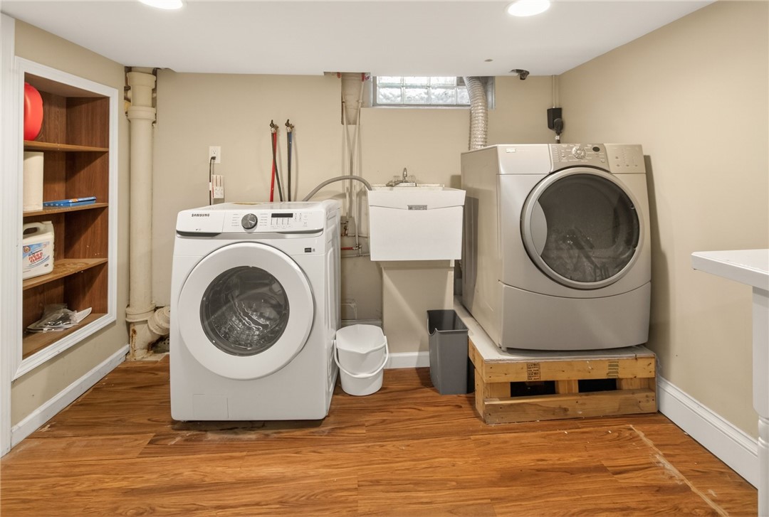 606 Claybourne Road Brighton, NY 14618 - Photo 37 of 43 Lower Level Laundry Area