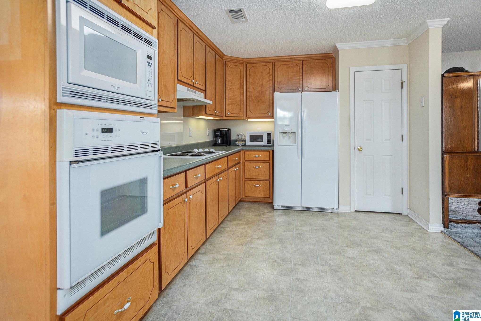 7075 County Road 43 Jemison, AL 35085 - Photo 17 of 34