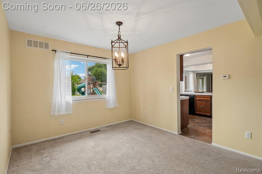 6046 Wedgewood Road Canton, MI 48187 - Photo 10 of 46