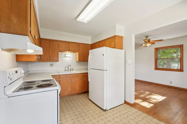 $299,900 | 4005 South 83rd Street, Greenfield, WI 53220