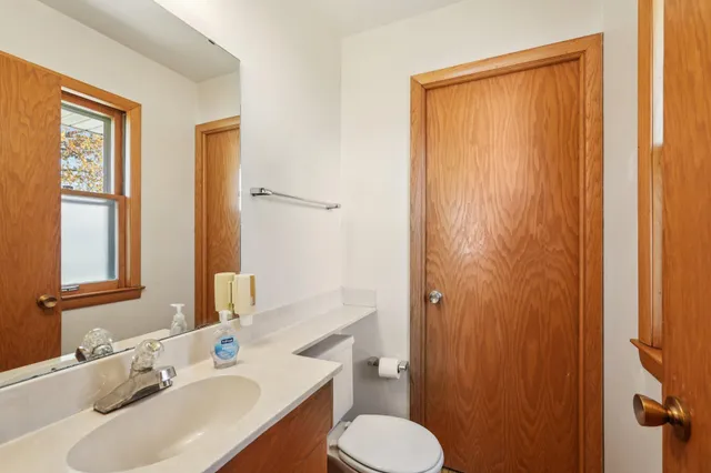 $299,900 | 4005 South 83rd Street, Greenfield, WI 53220