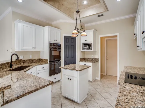$649,000 | 7723 Fair Oaks Parkway, Boerne, TX 78015
