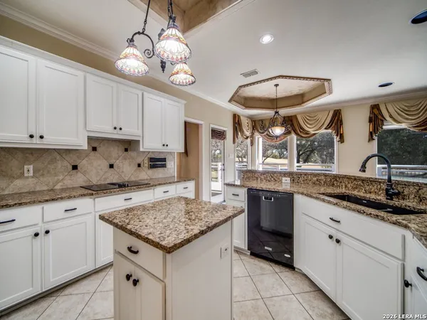 $649,000 | 7723 Fair Oaks Parkway, Boerne, TX 78015