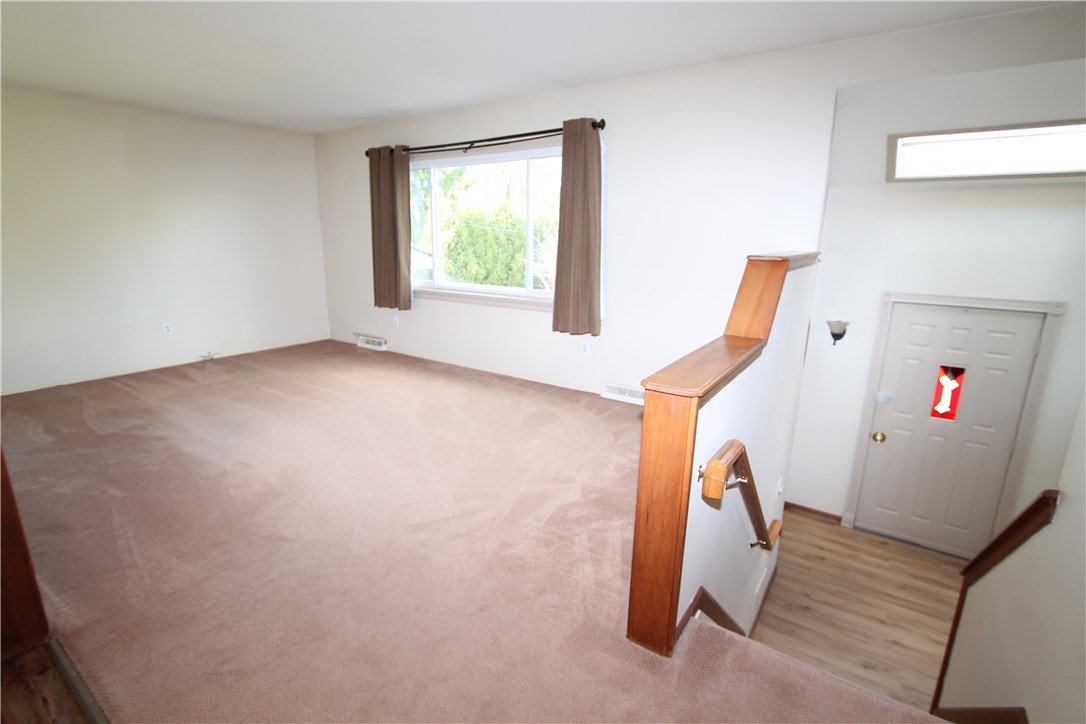 589 Clarkson Hamlin Tl Road Clarkson, NY 14464 - Photo 3 of 17