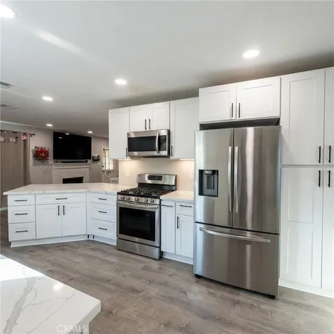 $650,000 | 12833 Lewis Avenue, Chino, CA 91710