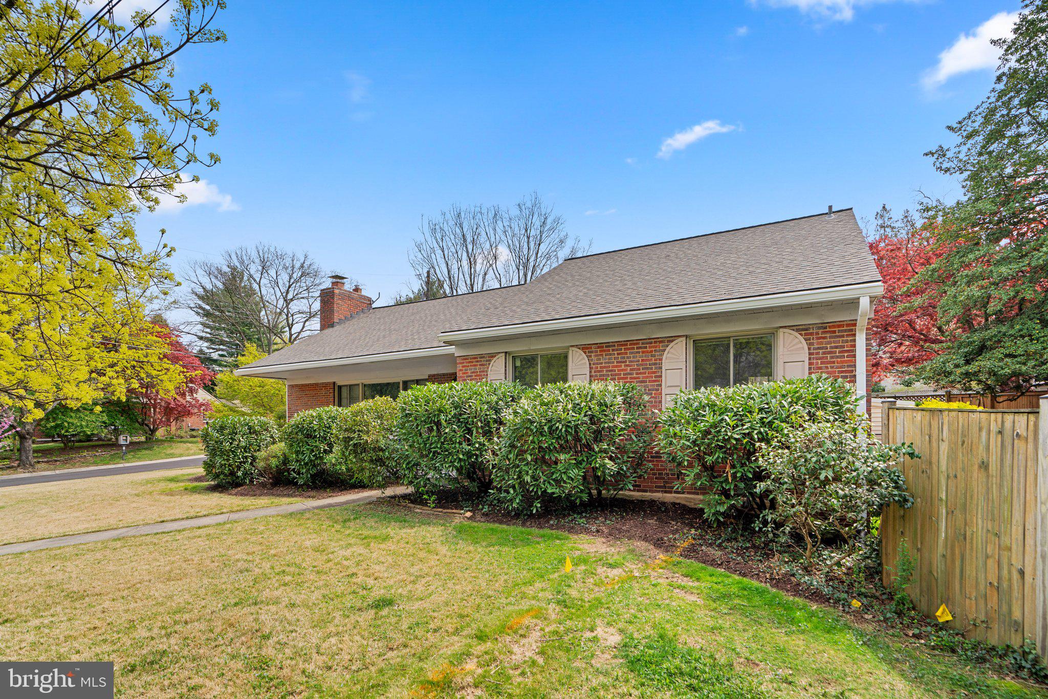 9315 Harvey Road Silver Spring, MD 20910 - Photo 2 of 44 Welcome home to 9315 Harvey Rd!
