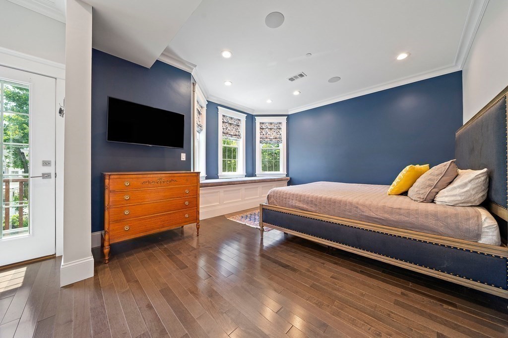 23 Dix Street, Unit 5 Boston, MA 02122 - Photo 12 of 29