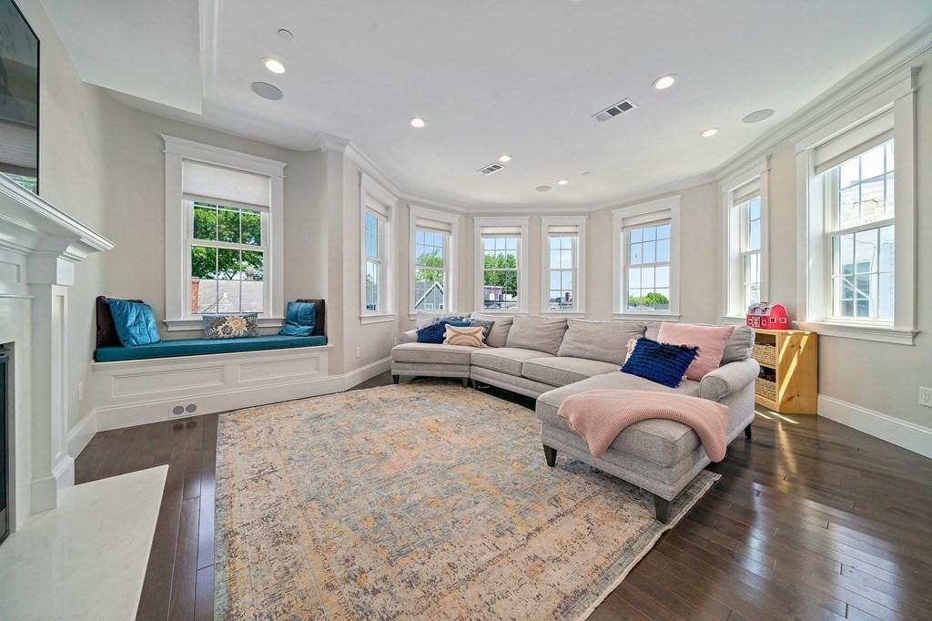 23 Dix Street, Unit 5 Boston, MA 02122 - Photo 6 of 29