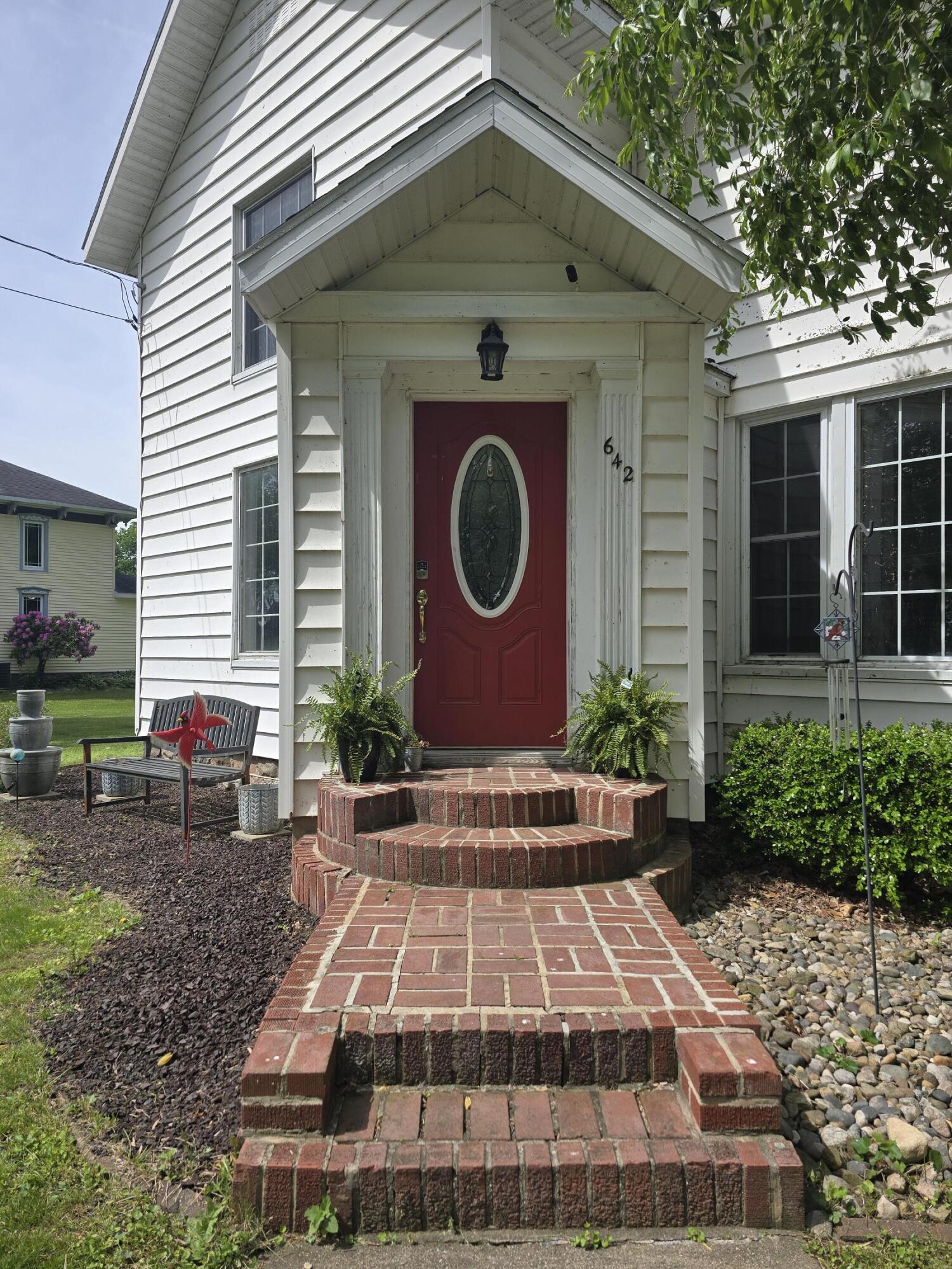 642 Maple Street Colon, MI 49040 - Photo 2 of 36 1000079853