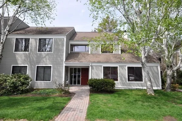 $2,475 | 21 Concord Greene, Unit 8, Concord, MA 01742