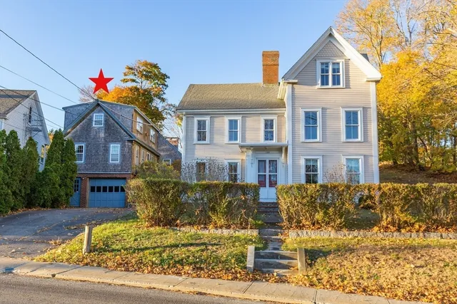 $2,750 | 129 1/2 Summer Street, Plymouth, MA 02360