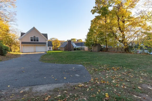 $2,750 | 129 1/2 Summer Street, Plymouth, MA 02360