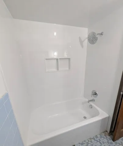 $2,650 | 129 1/2 Summer Street, Plymouth, MA 02360