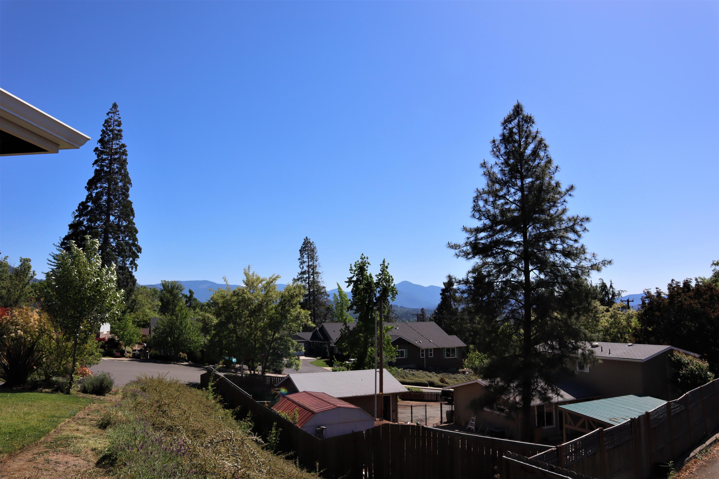 1434 Northeast Quail Crossing Road Grants Pass, OR 97526 - Photo 32 of 32 2017-10-05 02.26.24
