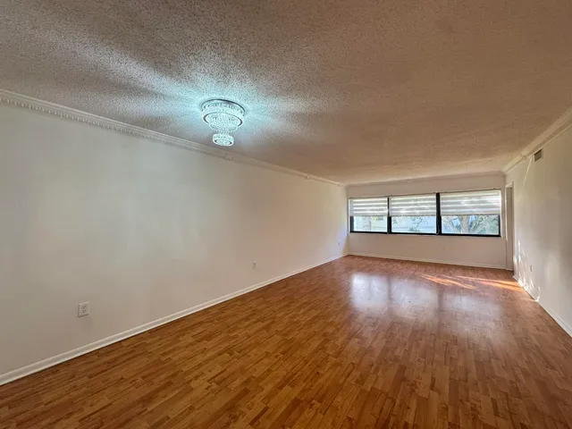 $2,250 | 2018 Southwest 29th Court, Unit 6B2, Delray Beach, FL 33445