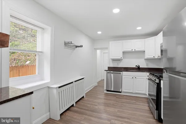 $300,000 | 286 Leverington Avenue, Philadelphia, PA 19128