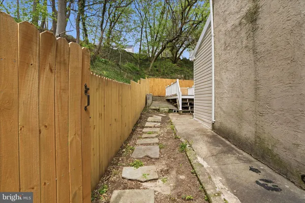 $300,000 | 286 Leverington Avenue, Philadelphia, PA 19128