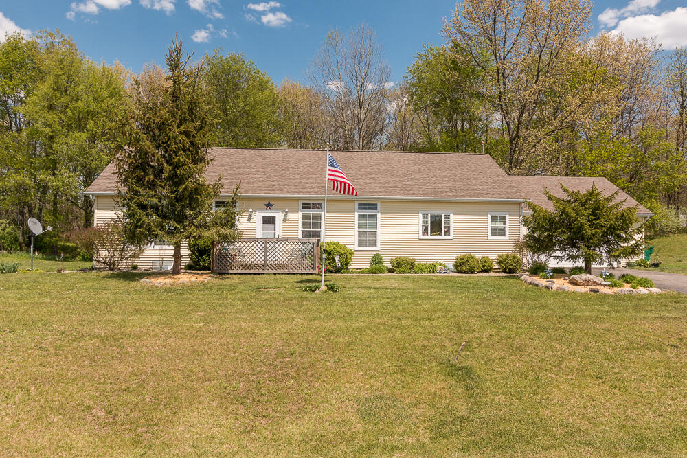 75775 Ridgeway Drive Lawton, MI 49065 - Photo 1 of 60 75775RidgewayDr-66