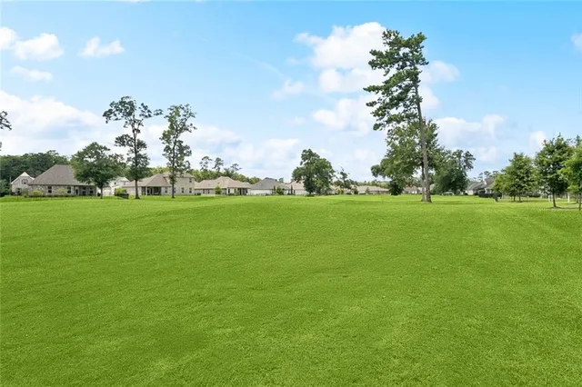 $398,900 | 23339 Noble Oak Drive, Springfield, LA 70462