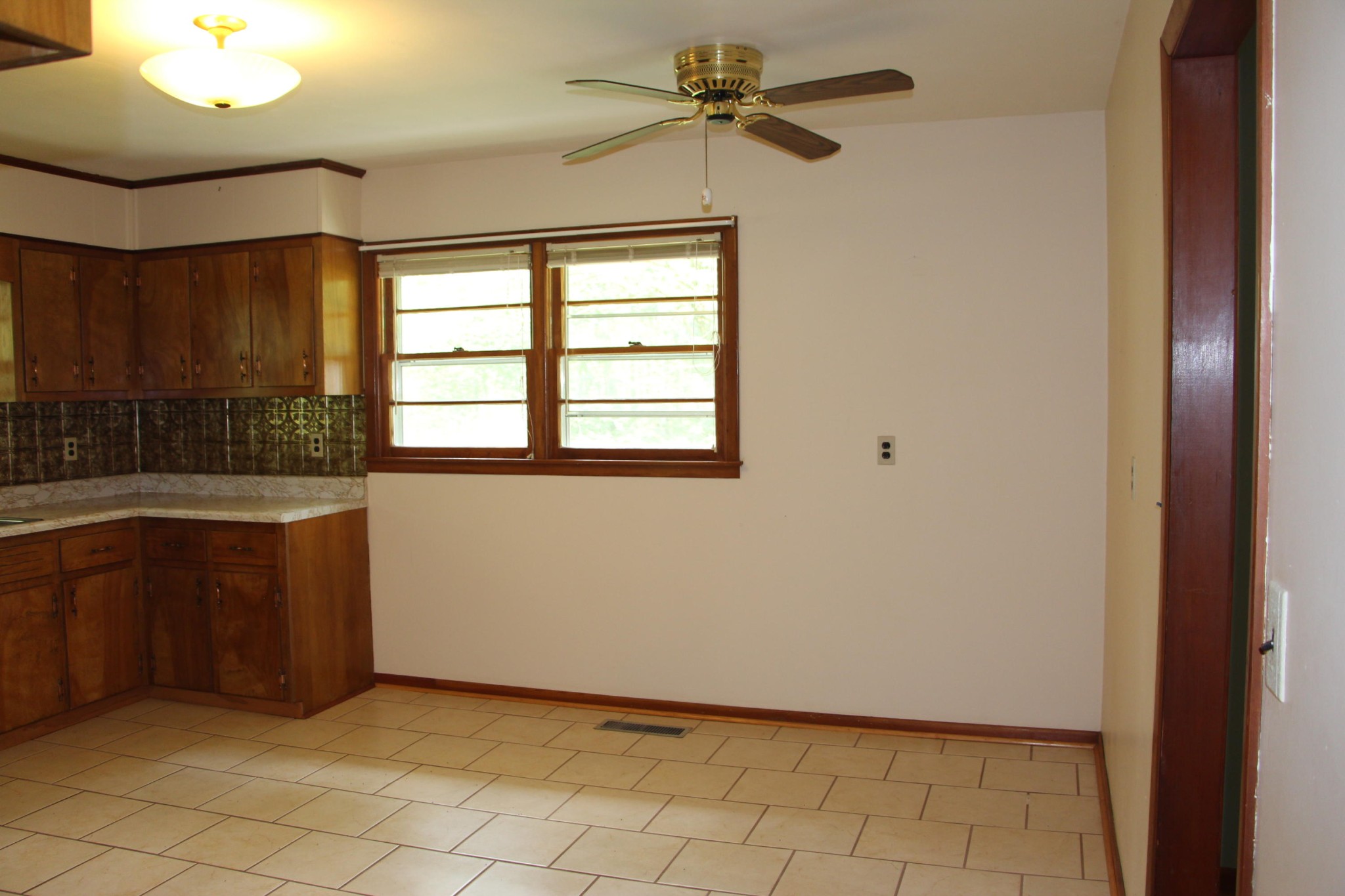 5215 Banner-Roslin Road Jamestown, TN 38556 - Photo 8 of 17 Gallery Image 8