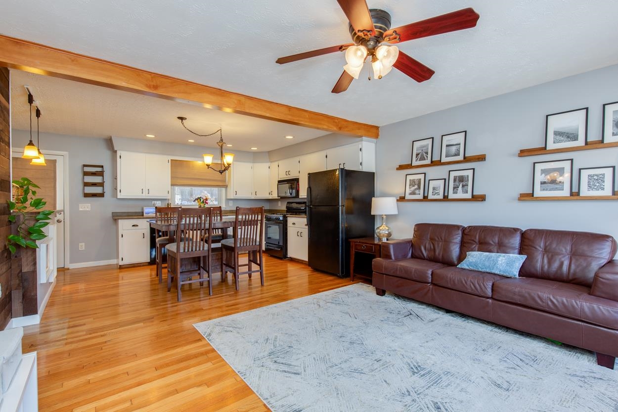 25 Meade Street Nashua, NH 03064 - Photo 11 of 49