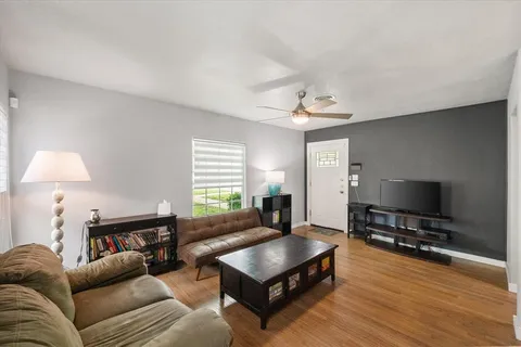 $299,500 | 2736 Ryan Avenue, Fort Worth, TX 76110