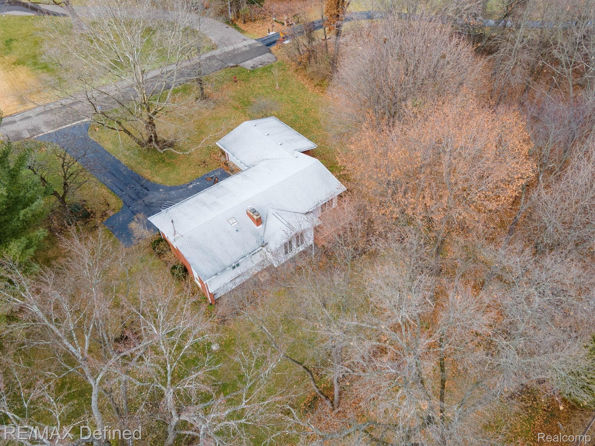 6045 Ronnoco Road Rochester, MI 48306 - Photo 37 of 40 37-web-or-mls-6045-Ronnoco-Rd-37.jpg